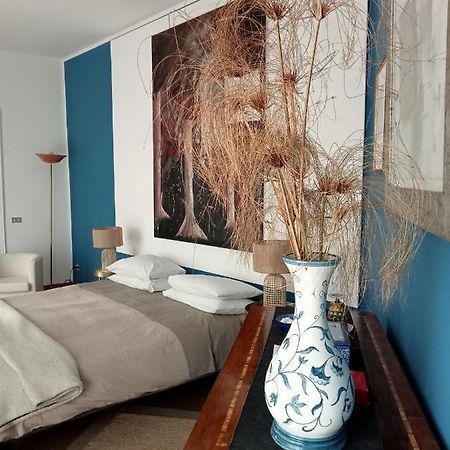 Altera Domus Bed and Breakfast Napoli Esterno foto