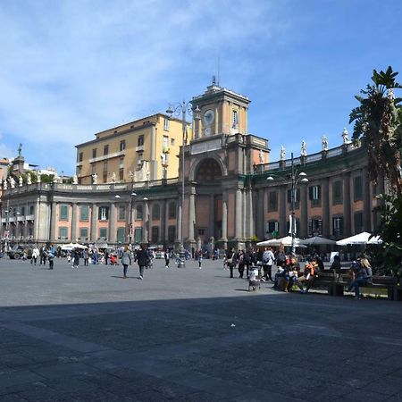 Altera Domus Bed and Breakfast Napoli Esterno foto